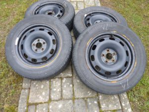 Velgen VW Beetle (staal) incl ContiWinterContact