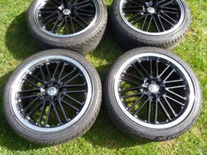 Velgen BORBET CW2-8018 incl Nankang Ultra Sport